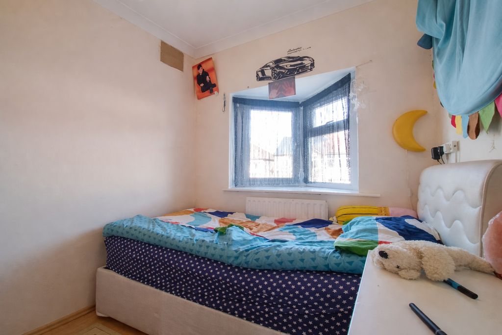 Photo 2- click for photo gallery